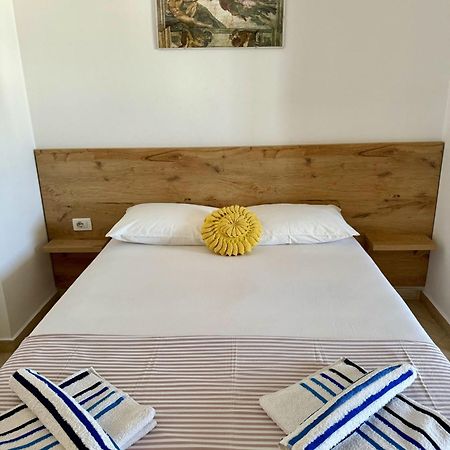 Villa Mihal Apartments Ксамил Екстериор снимка