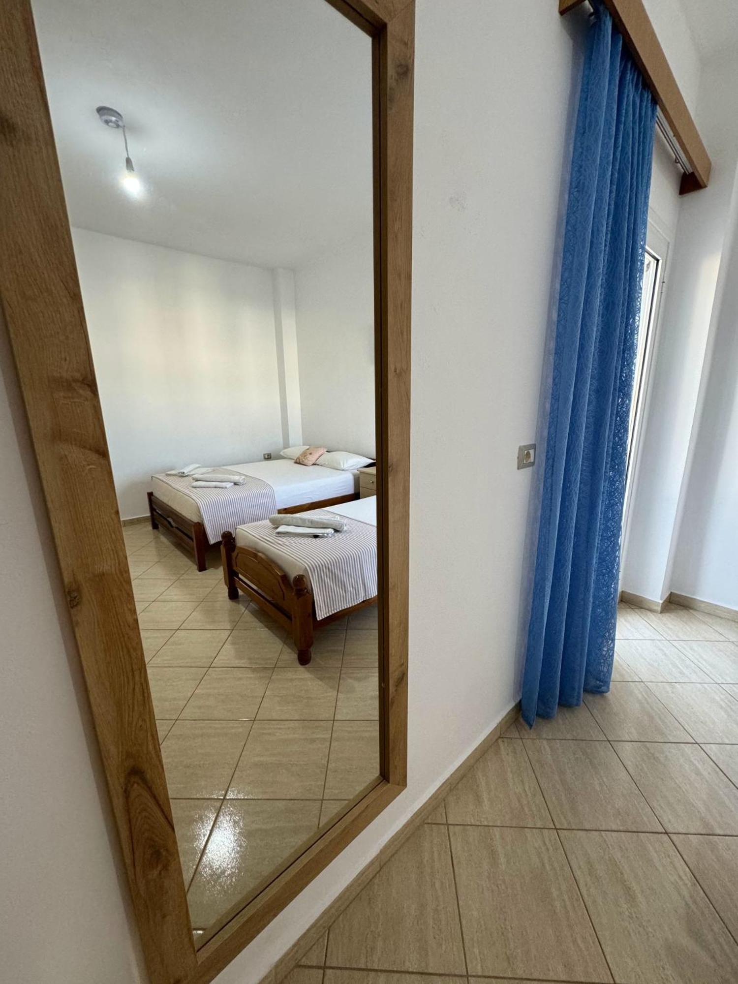 Villa Mihal Apartments Ксамил Екстериор снимка