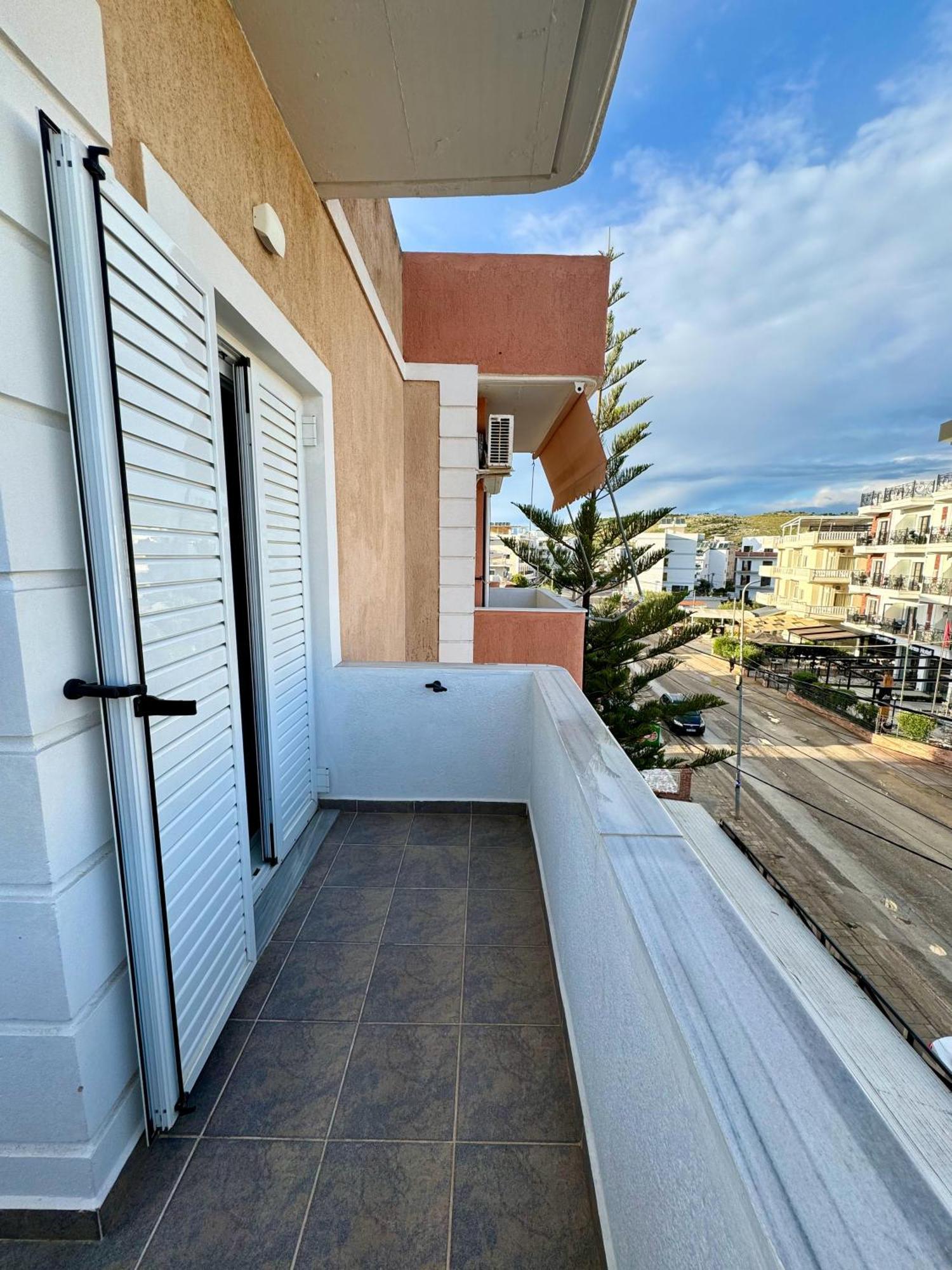 Villa Mihal Apartments Ксамил Екстериор снимка