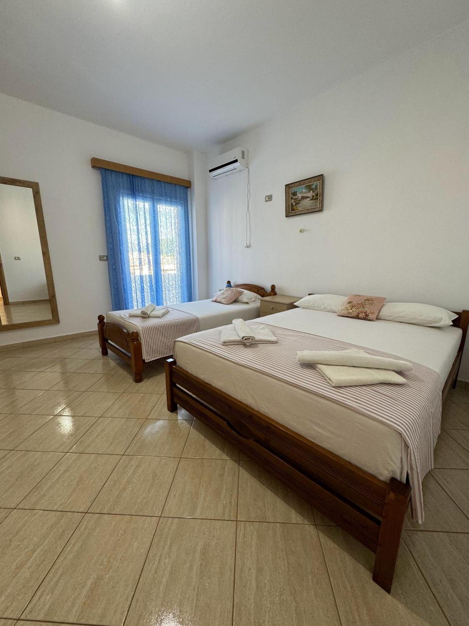 Villa Mihal Apartments Ксамил Екстериор снимка